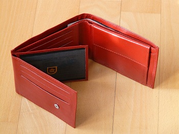 wallet-care1